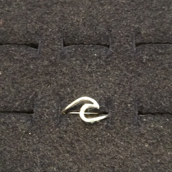 Jewelry - Silver Wave ๐ Ring Jewelry - Silver Wave ๐ Ring